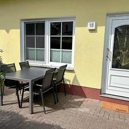 Am Deich Haus 18 *